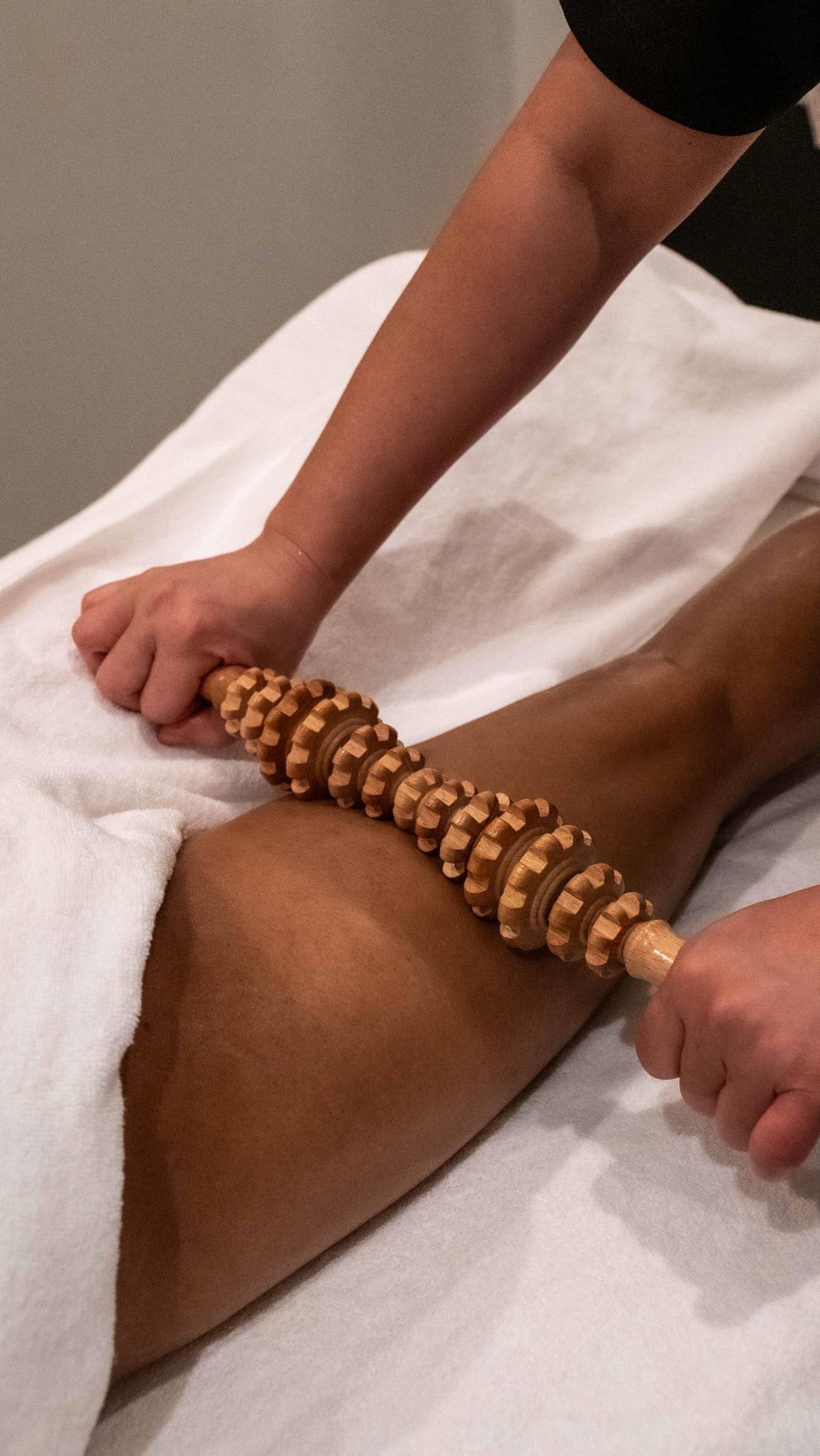 Outils de massage en bois